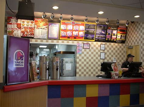 Taco Bell/KFC/Pizza Hut interior | Taco Bell/KFC/Pizza Hut (… | Flickr