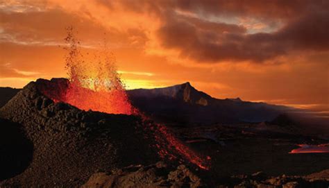 Io volcanoes - creation.com