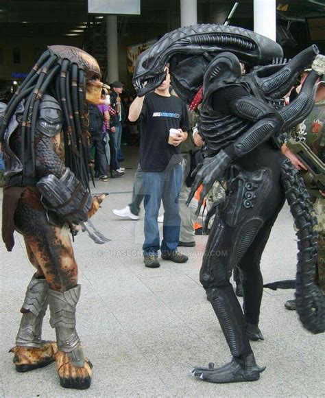 Alien vs Predator Costume Ideas