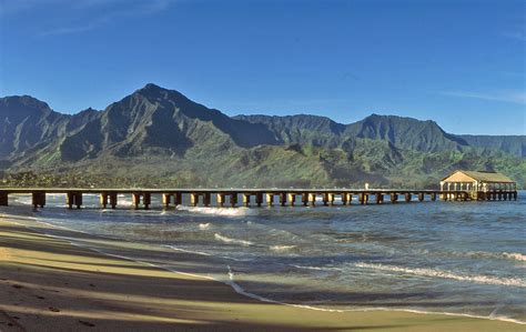 Hanalei Bay Pier | Images of Old Hawaiʻi