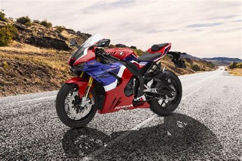 What is the Honda CBR1000RR-R top speed? - Zigwheels