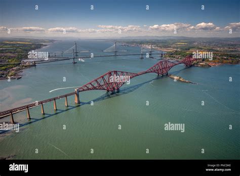 Forth bridge aerial hi-res stock photography and images - Alamy