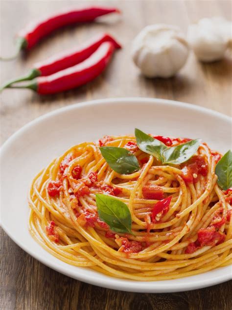 Authentic Italian Pasta al Pomodoro Recipe for the Best 2024 Ever