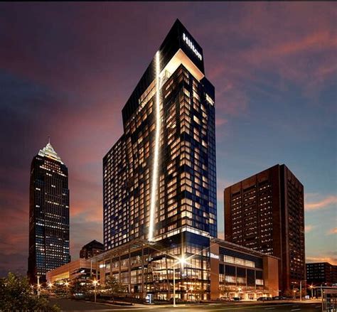 HILTON CLEVELAND DOWNTOWN $169 ($̶2̶6̶2̶) - Updated 2022 Prices & Hotel ...