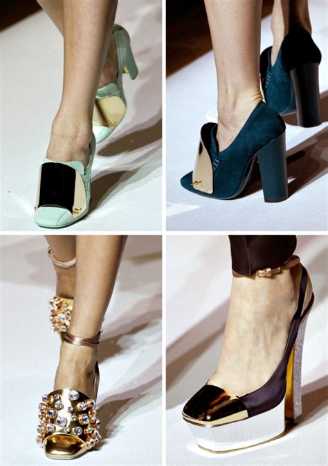 Neon please!: Ysl Shoes