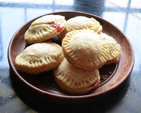 Jam Empanadas Recipe - Easy Pastry Recipes – Gayathri's Cook Spot