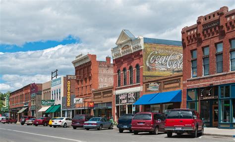 The 39 Most Beautiful Main Streets Across America | Small town america ...