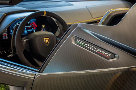 Lamborghini Centenario Roadster Guide & History | LamboCARS.com