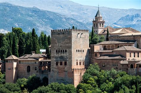 Alhambra Palace – Granada | Ticket Advice | Spanish Fiestas