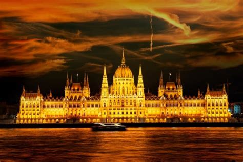 Budapest River Cruises - Which One Is Best? - TourScanner