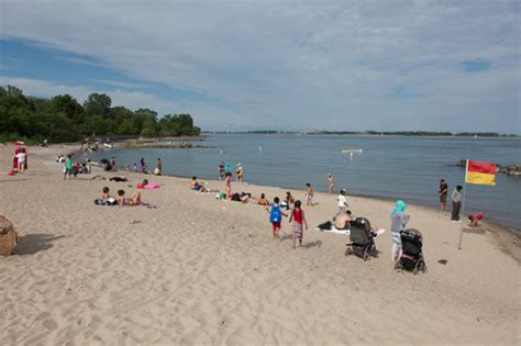 Toronto Beaches: Centre Island Beach