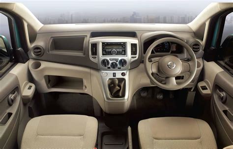 Nissan Evalia Facelift Launched at Rs 8.70 lakh: XV S trim added ...