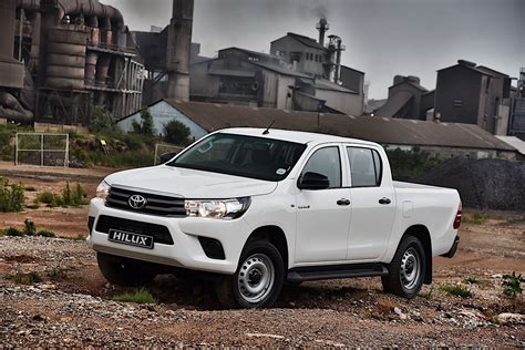 2015 Toyota HiLux Double Cab Specs & Photos - autoevolution