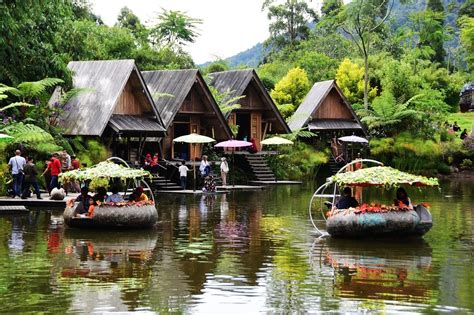 Wisata Dusun Bambu - Homecare24