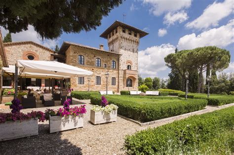 Luxury Hotel With View Of San Gimignano, San Gimignano, Toscana, Italy ...