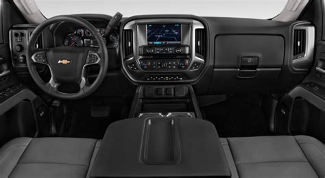 2023 Chevrolet Silverado Interior