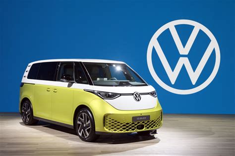 Volkswagen Plans $193 Billion Commitment to EVs - finansdirekt24.se