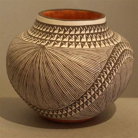 Andrea Fisher Fine Pottery - Hand made Acoma Pueblo pottery for sale ...