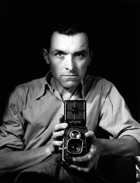 Robert Doisneau - toujours l'amour for Ville Lumière - 2LUXURY2.COM