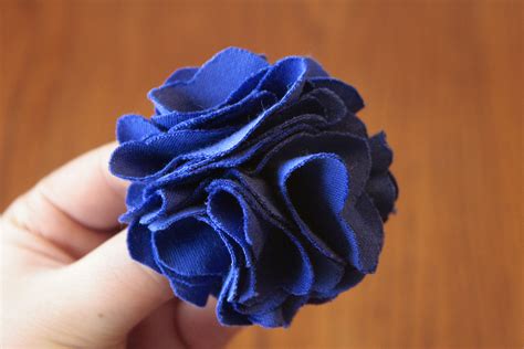 Ruffly Flower Tutorial | Craft Buds