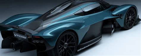 2022 Aston Martin Valkyrie Top Speed & 0-60 MPH Time | How Fast Is It?