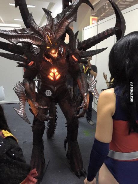 Prime Evil Diablo Cosplay. This was all EVA foam. *bows down* Cosplay ...