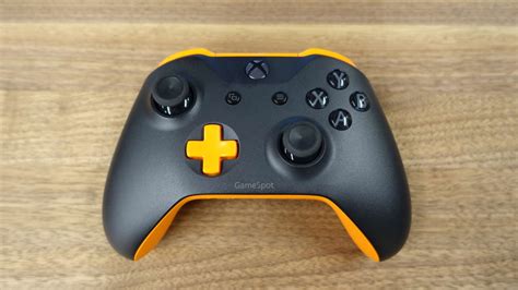 Pictures of Our Customized Xbox Design Lab Controller - GameSpot