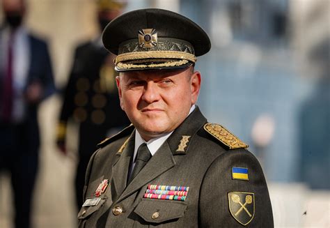 Ukraine’s 'iron general' is a hero, but he's no star - POLITICO