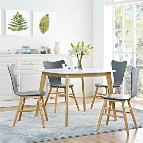 How to Find the Perfect Square Dining Table For Your Décor - Foter