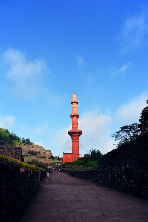 Devgiri fort chand minar. | Fort, Tower, Cn tower