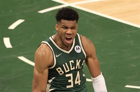 Giannis Antetokounmpo Has Engaged Smash Mode | Defector