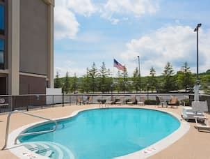 Hotel Amenities - Hampton Inn Somerset