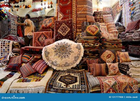 Carpets in the Vakil Bazaar, Shiraz, Iran Editorial Stock Photo - Image ...