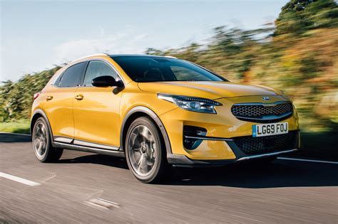 New Kia XCeed 1.4 petrol 2019 review | Auto Express