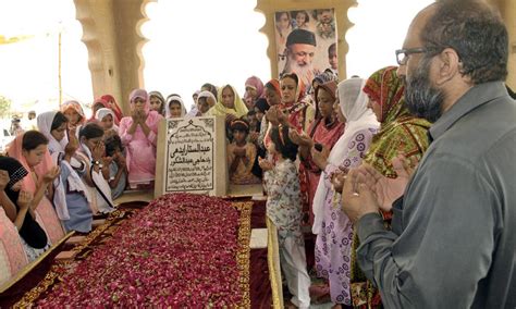 Pakistanis remember Edhi on his first death anniversary - Pakistan ...