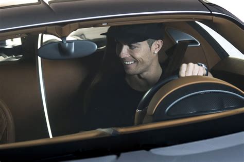 Cristiano Ronaldo a testé la Bugatti Chiron - actualité automobile ...