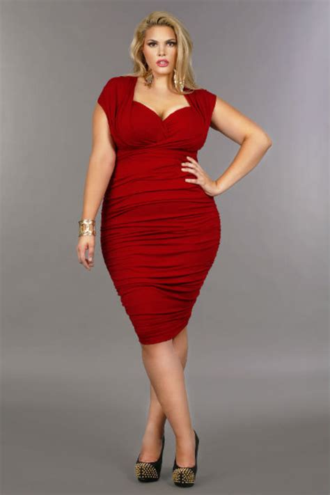 Beautiful Red Plus Size Dresses That Will Turn Slim Women Green With ...