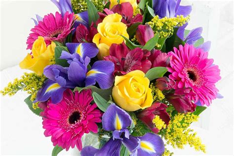 23 Best Flower Delivery Services 2021: UK Next-Day Flower Delivery ...