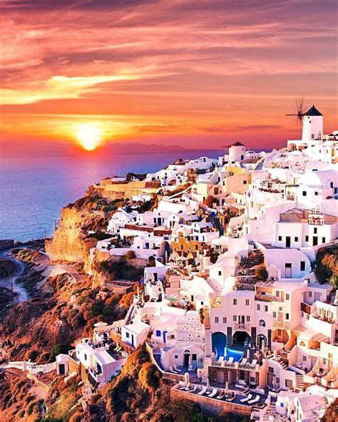 Sunset Santorini - Greece . By @scoffild7 . #luxepicture Oia Santorini ...