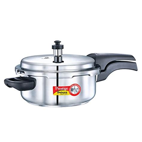 5 Best Small Pressure Cookers & Buying Guide