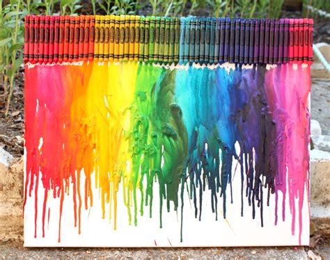 How to Make Rainbow Melted Crayon Art