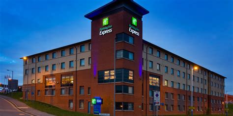 Holiday Inn Express Hotel London - Luton Airport