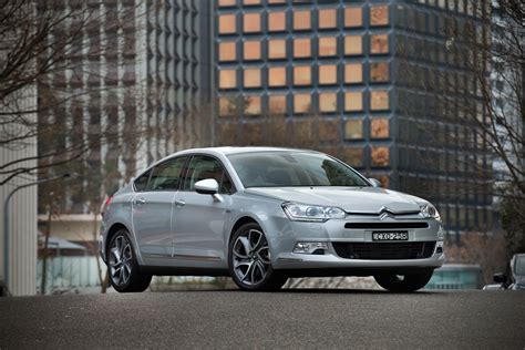 Citroen C5 and C5 Tourer Get New 2-Liter BlueHDi Diesel Engines with ...