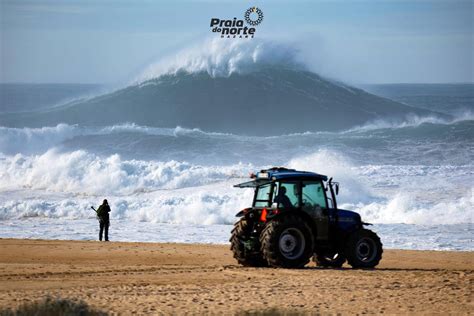 First big swell of the season 2022/23 - NEWS - Nazaré Big Waves Surf ...