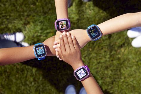 Use SMS Commands to Set Kid's GPS Watch | FindMyKids Blog