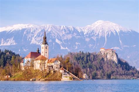 Chasing Sunrise at Lake Bled: Getting the Best Views with the Ojstrica Hike