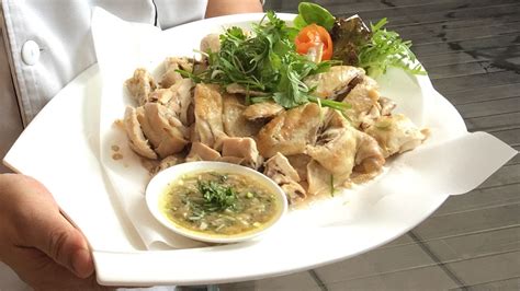 Hakka Salt-Baked Chicken Reunion Dinner Recipe | Bangsar South