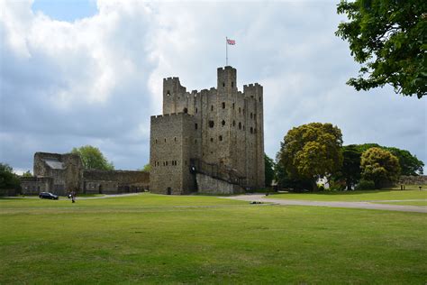 Great Castles - White Lady of Rochester Castle