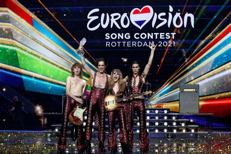 Måneskin Eurovision 2021: tutto sul look glam rock dell'esibizione dei ...