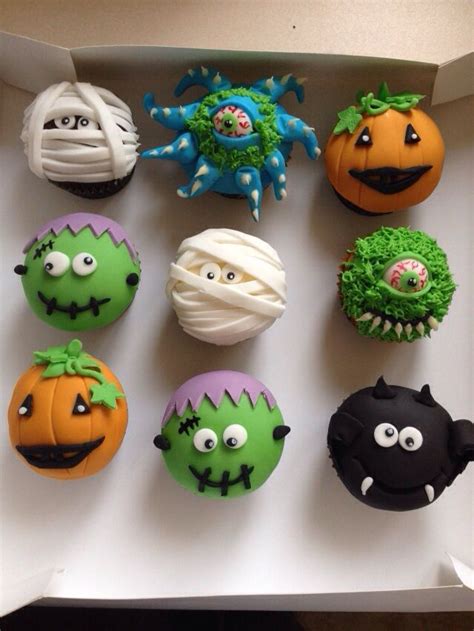 Halloween cupcakes | Halloween cakes, Halloween cake decorating ...